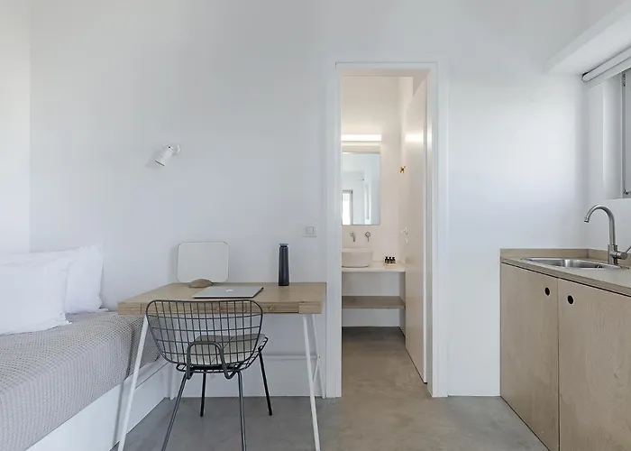 Teal Blue Apartahotel